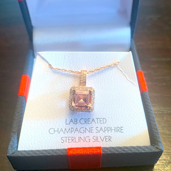 Beautiful lab created sapphire necklace - Picture 2 of 9